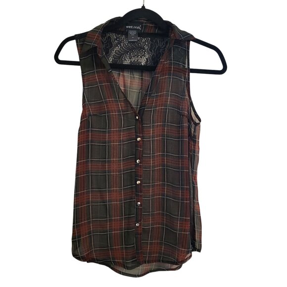 WET SEAL | Sheer Flannel Red & Green Sleeveless Blouse - Picture 2 of 9